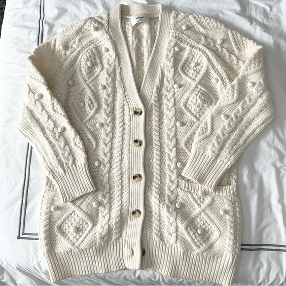 Aritzia Sweaters - Aritzia cardigan